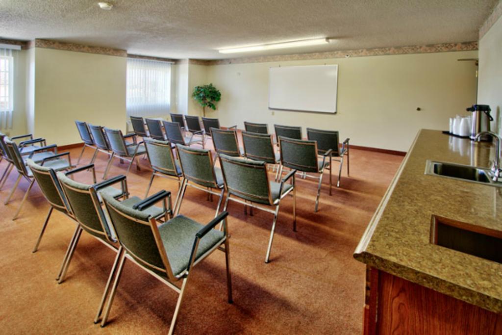 Western Skies Inn & Suites Los Lunas Buitenkant foto