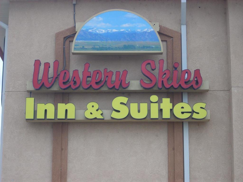 Western Skies Inn & Suites Los Lunas Buitenkant foto