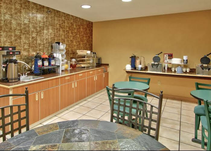 Western Skies Inn & Suites Los Lunas Buitenkant foto
